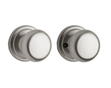 Interior and exterior view of Kwikset hancock passage knob